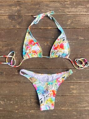 Pakaloha Bikinis Tropical Rainbow Print Bikini Set